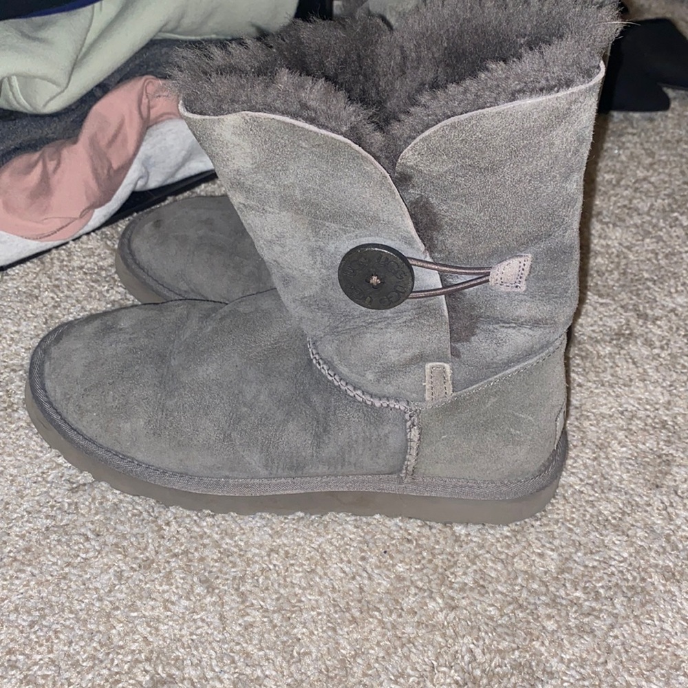 Authentic Uggs- Bailey Button - image 1